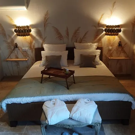 La Cave De Grand * Fourques (Gard)