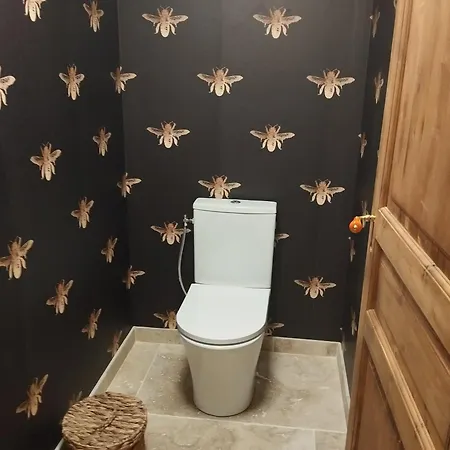 La Cave De Grand Fourques (Gard)