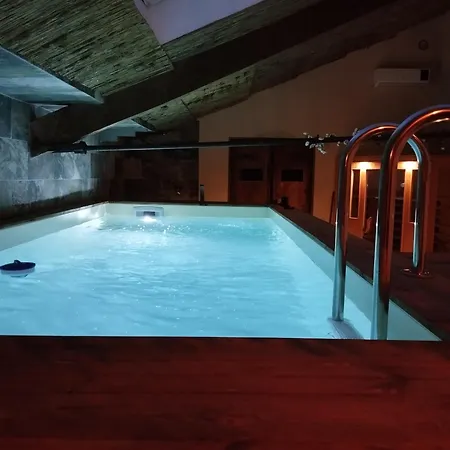 La Cave De Grand Hébergement de vacances *